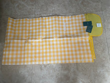 Load image into Gallery viewer, NIWEIYILG Picnic blankets, moisture-proof cushion, thickened outdoor picnic camping beach tent floor cushion, spring tour cushion, waterproof picnic mat