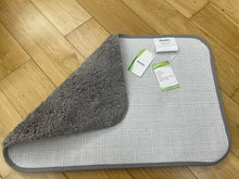 Load image into Gallery viewer, Masiko Bathroom Floor Mats,Bathroom Absorbent Door Mats,Toilet Non-Slip Rugs,Restroom Mats,Foot Mats