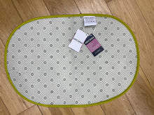 Load image into Gallery viewer, KRYCRHIA Foot Mats, Bathroom Door Mats, Floor Mats, Household Bathroom Water Absorbent Floor Mats, Non-Slip Floor Mats