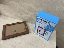 Load image into Gallery viewer, Mourumg Picture Frame, Tabletop Wall Mounted Picture Frame, High-end Red Picture Frame