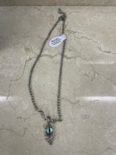 Load image into Gallery viewer, Renaiz Light Luxury Niche Necklace, High Design Necklace, Blue Eye Necklace