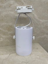 Load image into Gallery viewer, Maitoukug Super Bright Aluminum LED Track Spotlight,led track light,clothing store lighting showroom spotlight