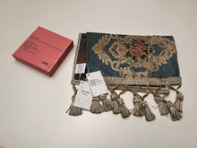 Load image into Gallery viewer, Aibu Home table flag, light luxury high-end luxury American premium feeling table flag, coffee table TV cabinet fabric, American retro living room table cloth