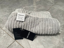 Load image into Gallery viewer, MDASJOY Blanket, office nap coral fleece blanket, summer single thin blanket, coral fleece nap air conditioning small blanket