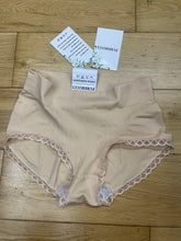 Load image into Gallery viewer, FUREBUCCI women's underpants cotton graphene antibacterial trunks