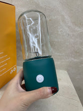 Load image into Gallery viewer, Yollner Portable Juicer, Home Dormitory Stirring Juicer, Lazy Juice Cup, Juicer
