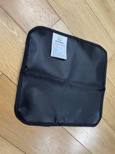 Load image into Gallery viewer, Ceekliybear Outdoor BBQ Fire Mat, Picnic Camping Fire Blanket, High Temperature Resistant Flame Retardant Heat Insulation Mat, Silicone Fire Mat for Dining Stove