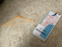 Load image into Gallery viewer, FORHOGAR Anti-slip Plastic Clothes Rack, Clothes Rack for Clothing Store, Clothes Hanging, Adult Clothes Rack for Home Use, No Trace Clothes Hanger