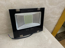 Load image into Gallery viewer, Bjfsirma 50W landscape light, led outdoor light, tree shining light, outdoor garden waterproof landscape spotlights