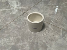 Load image into Gallery viewer, Bayrumber white minimalist ceramic flower pot green orchid pot pot pot plant potware