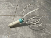 Load image into Gallery viewer, gdbanlimi head massage claw, electric head massager, octopus scratch massager, scalp massager