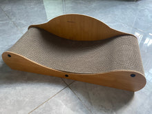 Load image into Gallery viewer, Narakadecor Cat scratching posts, cat scratching board, cat sofa, wear-resistant corrugated cardboard scratch-resistant, cat claw board claw grinder