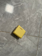 Load image into Gallery viewer, L-yrehom grooming pet comb, cat and dog bathing hair removal massage brush, remove the floating hair does not hurt the pet skin cleaning universal brush