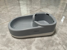 Load image into Gallery viewer, Funroute Pet Feeding and Drinking Bowl, Pet Feeder, Dog Watering Cat Eating All-in-One Bowl