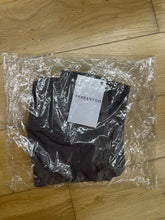 Load image into Gallery viewer, FEEKENFOO Nude Feeling Skin Friendly Yoga Pants, High Waist Peach Butt Skinny Tummy Trimming Sweatpants, 3/4 Yoga Pants