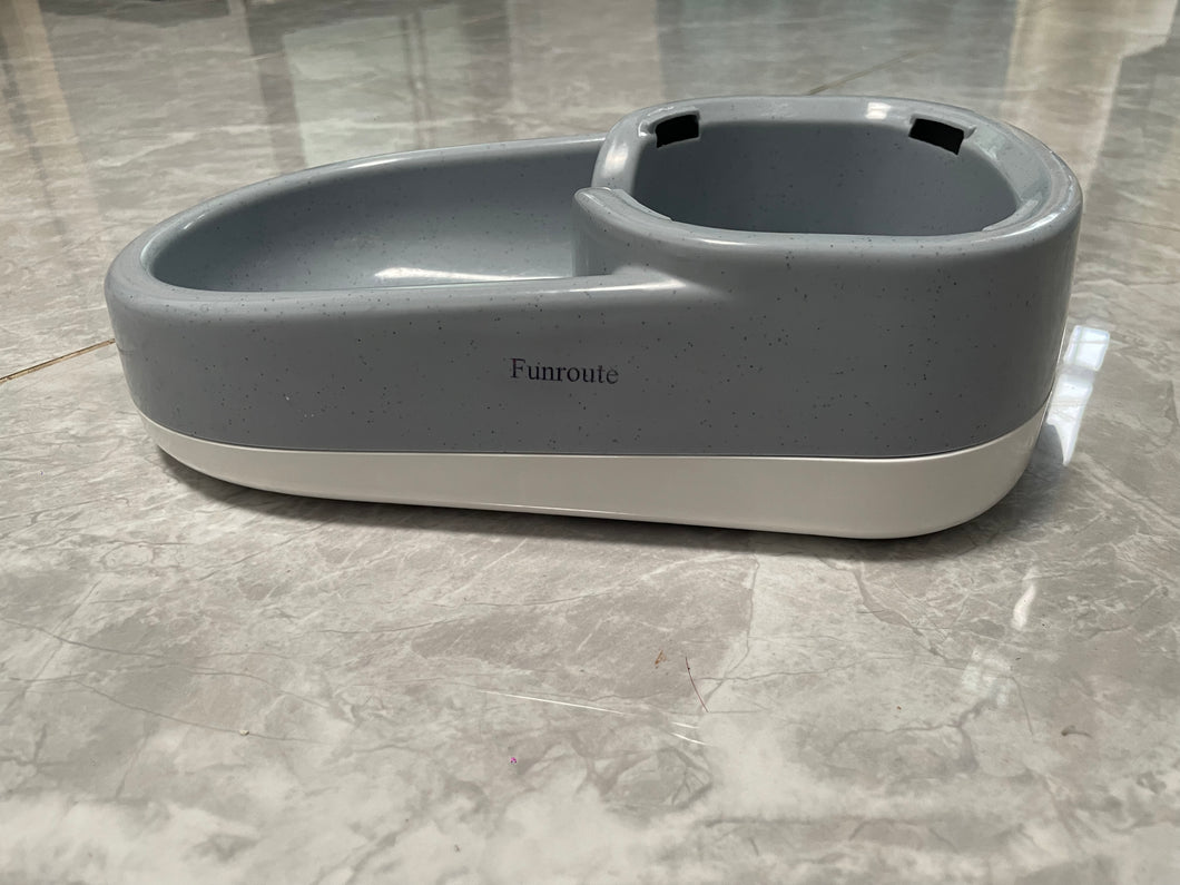 Funroute Pet Feeding and Drinking Bowl, Pet Feeder, Dog Watering Cat Eating All-in-One Bowl