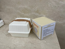 Load image into Gallery viewer, Portrpe sandwich boxes,portable hamburger lunch box,sandwich box,sandwich organizer,sandwich storage box,insulated box with lid
