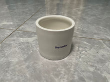 Load image into Gallery viewer, Bayrumber white minimalist ceramic flower pot green orchid pot pot pot plant potware
