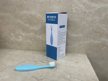 Load image into Gallery viewer, JIUOQUO Cat Toothbrush, Dog Soft Silicone Toothbrush, Pet Brushing Special 360 Degree Small Toothbrush Finger Holder
