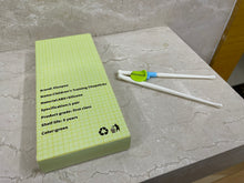 Load image into Gallery viewer, Elunpoe Children&#39;s Japanese Learning Chopsticks, Children&#39;s Training Chopsticks, Learning Chopsticks with Auto-Rebound for Kids 1-6 years old

