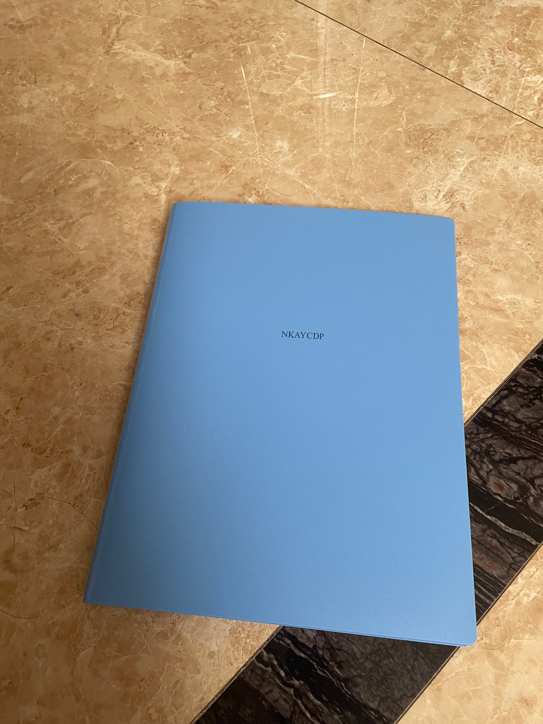NKAYCDP Folders can be used to organize files, desktop storage and carrying files are convenient and quick to use