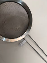 Load image into Gallery viewer, Tovrinala colander, 304 stainless steel mesh colander, soymilk juice strainer, oil filtration mesh sieve for leavings
