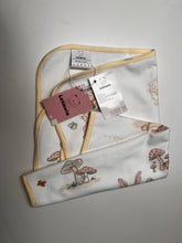 Load image into Gallery viewer, LetMxiu diaper pads, baby changing mattresses, cotton a diaper pads, waterproof breathable diaper pads
