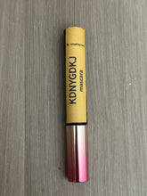 Load image into Gallery viewer, KDNYGDKJ Mascara, Women&#39;s Waterproof Slimming, Curling, Non-Flaking Mascara, Rooted Natural Definition Mascara
