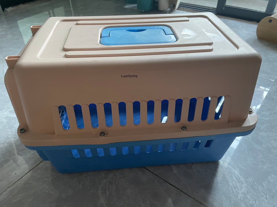 LushSpring Pet Air Box, Cat Outing Portable Carrying Cage, Shipping Box Car Cage Space Crate