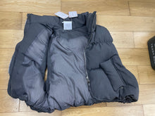 Load image into Gallery viewer, Yii ouneey winter down vest jacket, short undershirt down jacket, horse jacket foreign fashionable down jacket
