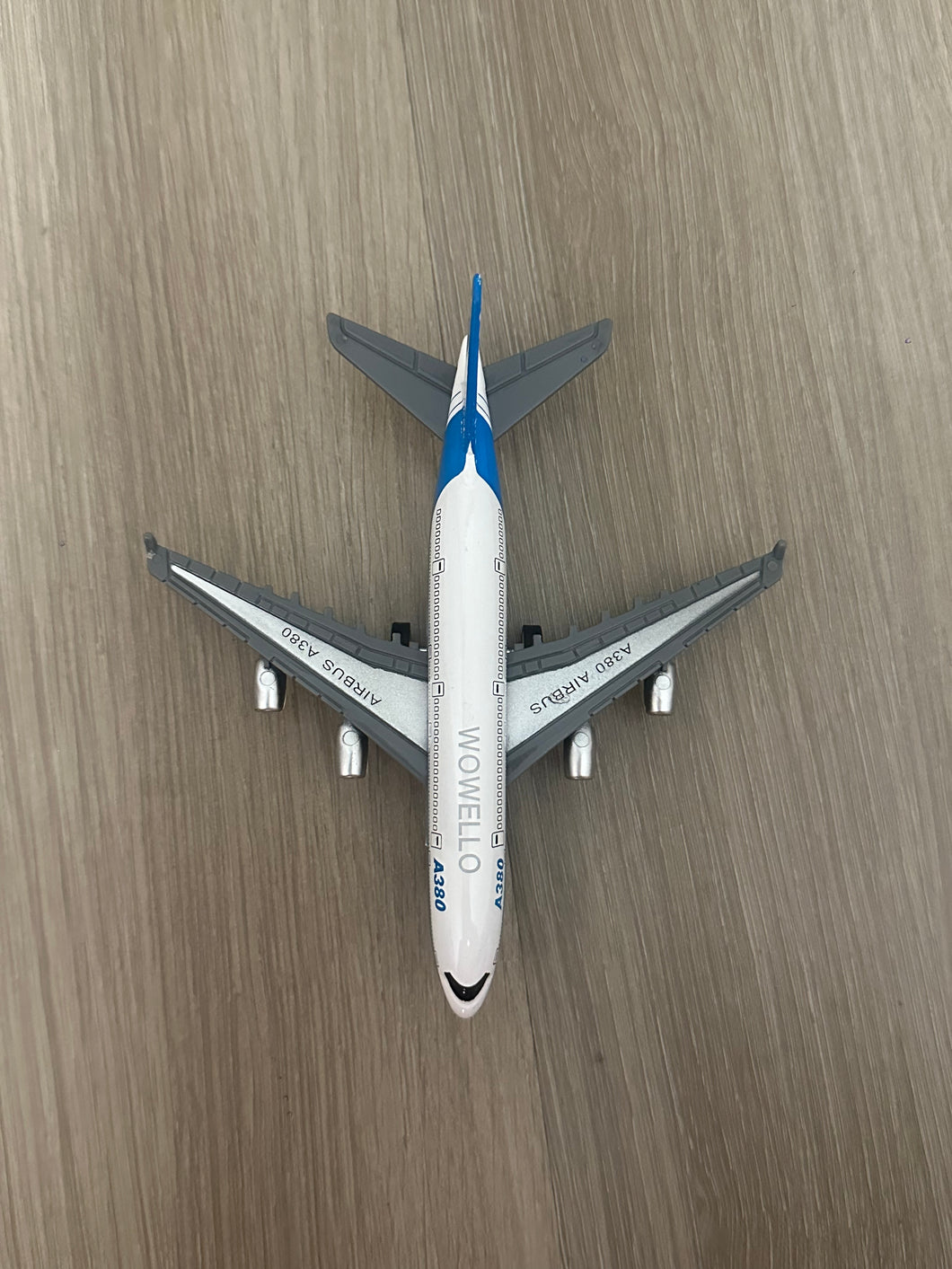 WOWELLO toy airplane, aircraft model toys, aviation model, airliner ornaments, children's toys