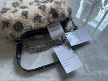 Load image into Gallery viewer, Wolizandi Plush Cute Shoulder Crossbody Bag, Tote and Crossbody Bags, Leopard Print Fashion Bags

