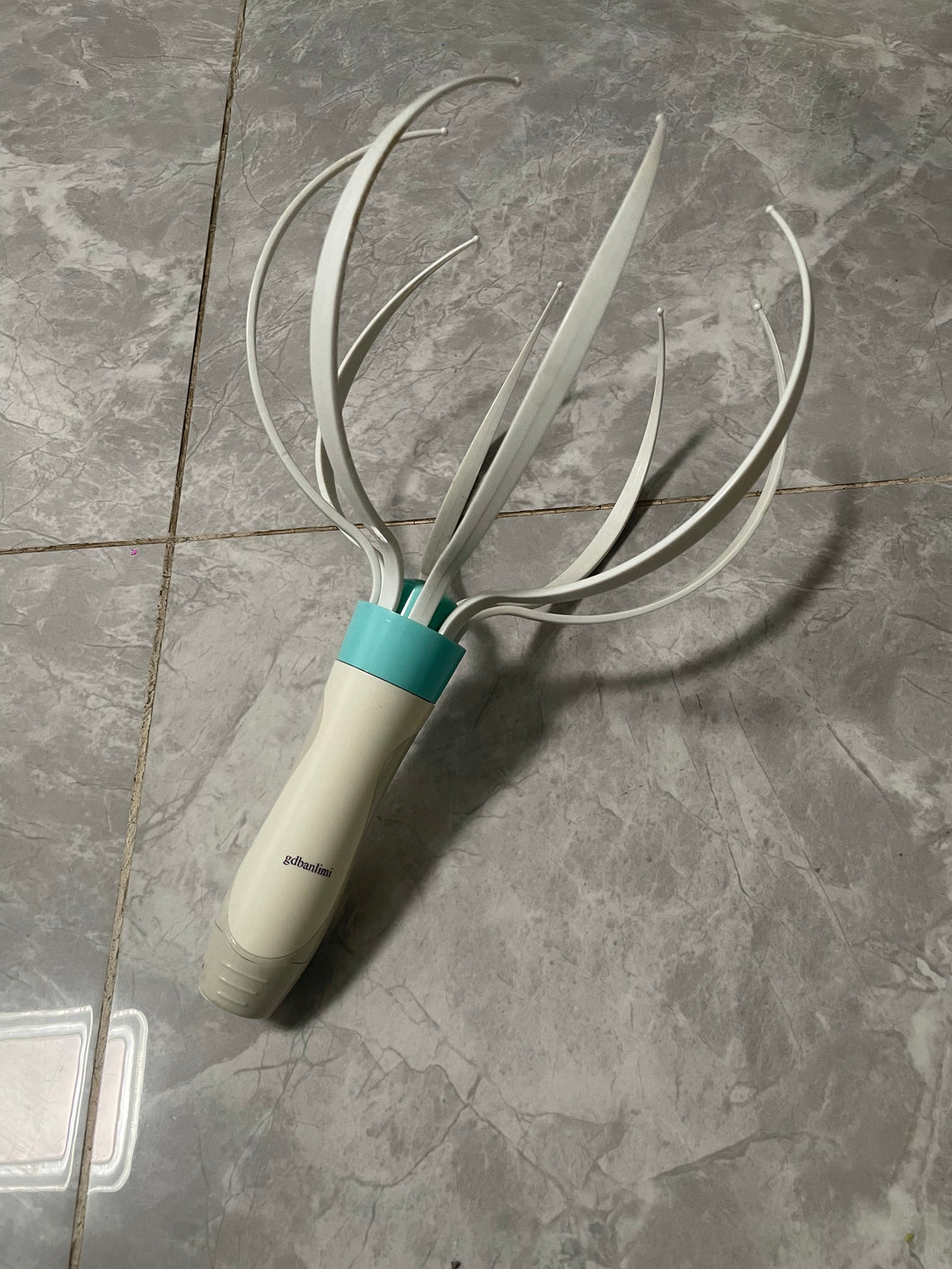 gdbanlimi head massage claw, electric head massager, octopus scratch massager, scalp massager