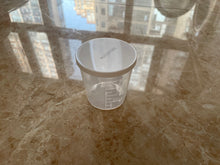 Load image into Gallery viewer, ZICHZUOA Plastic Small Measuring Cup, Dispensing Cup, Dispensing Cup with Scale, 200ml PP Cup
