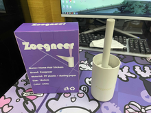 Load image into Gallery viewer, Zoegneer Sticky Hair Roller, Roller Hair Curl Clothes Dip Roller Brush, Removable Sticky Paper Roller, Bed De-Frizzing Brush
