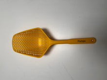 Load image into Gallery viewer, Portrpe strainer spoon, water strainer spatula, funnel spoon, pasta scoop, cooking strainer, funnel scoop, strainer spoon, dense mesh pasta spatula
