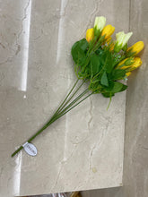Load image into Gallery viewer, ENILIEO fake flowers, simulation flowers, dried flowers for the living room table, landscape artificial flowers, fake flowers bouquet ornaments
