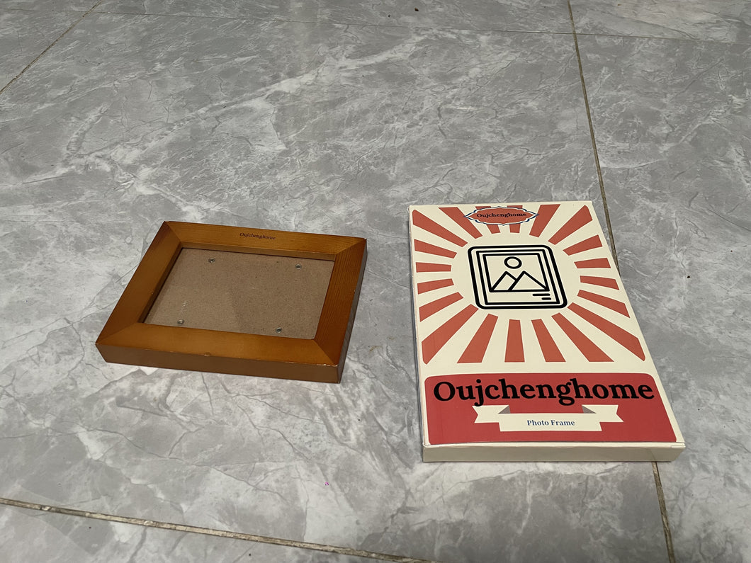 Oujchenghome Picture frames, solid wood picture frames, wall mounted picture frames