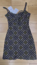 Load and play video in Gallery viewer, FUREBUCCI  French plaid dress, summer temperament pint-sized wrap dresses
