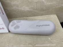 Load image into Gallery viewer, Aiyumise silicone makeup brush bag, portable makeup brush storage bag, eye shadow brush set makeup brush storage bag

